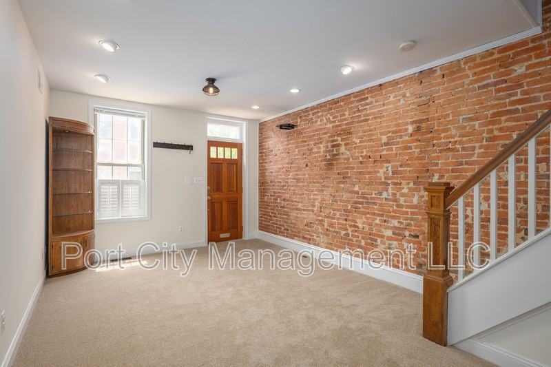 412 E Gittings St - Photo 6 of 23