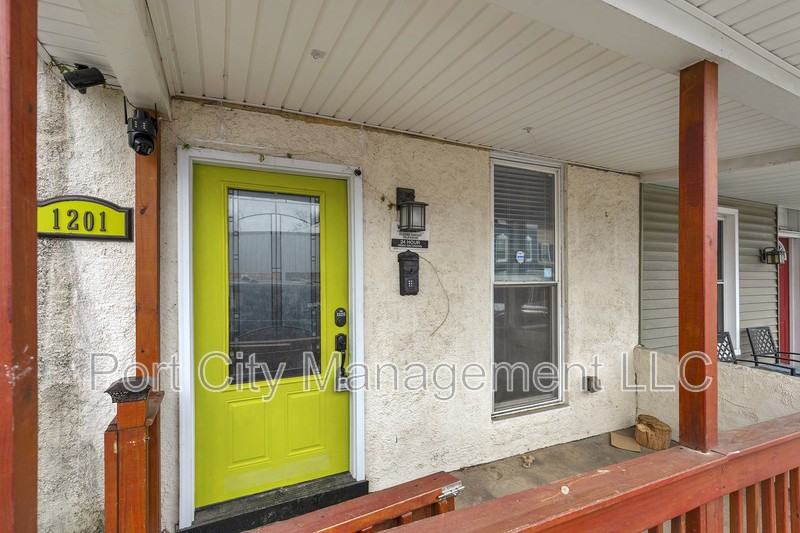 1201 Union Ave - Photo 3 of 24