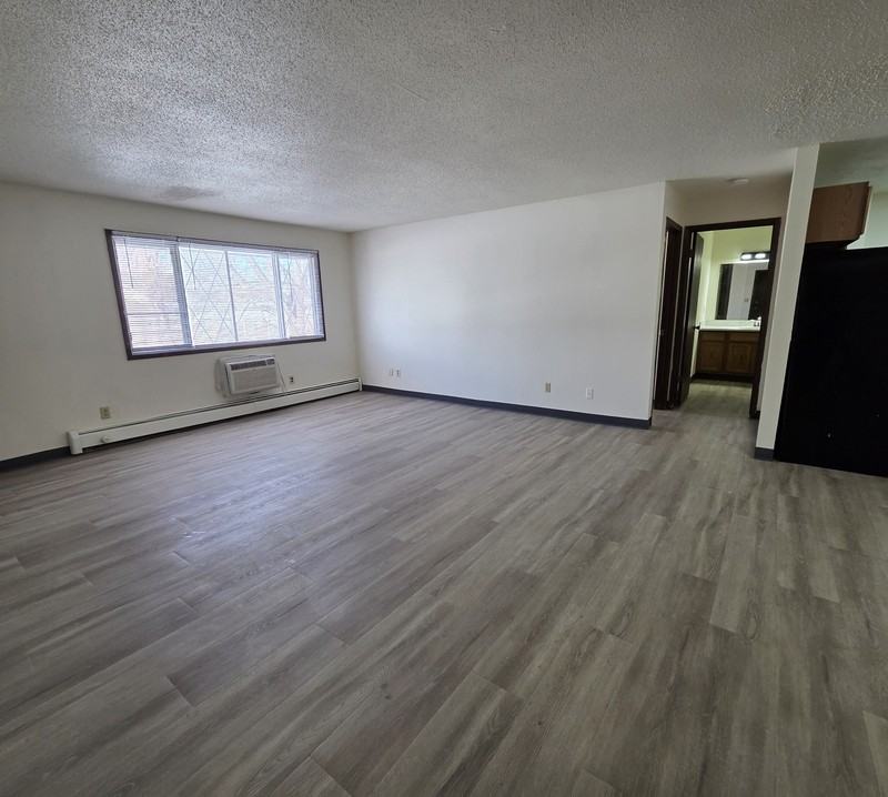 168 Morningside Dr - Photo 3 of 33