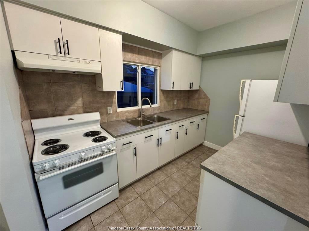 1337 Pelissier Street #main - Photo 5 of 9