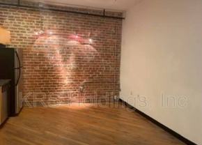 1318 W Broad St #204 - Photo 1 of 1