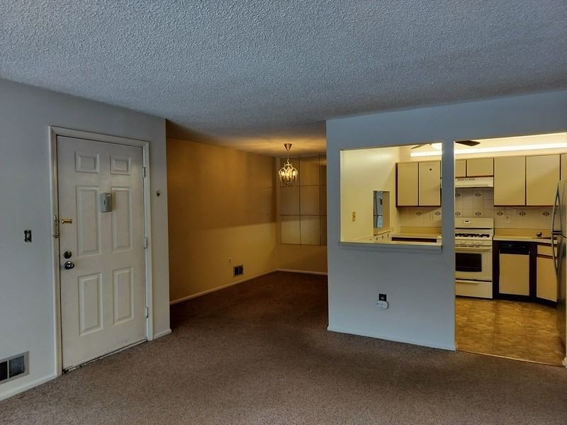 19 Mendrey Ct - Photo 2 of 16