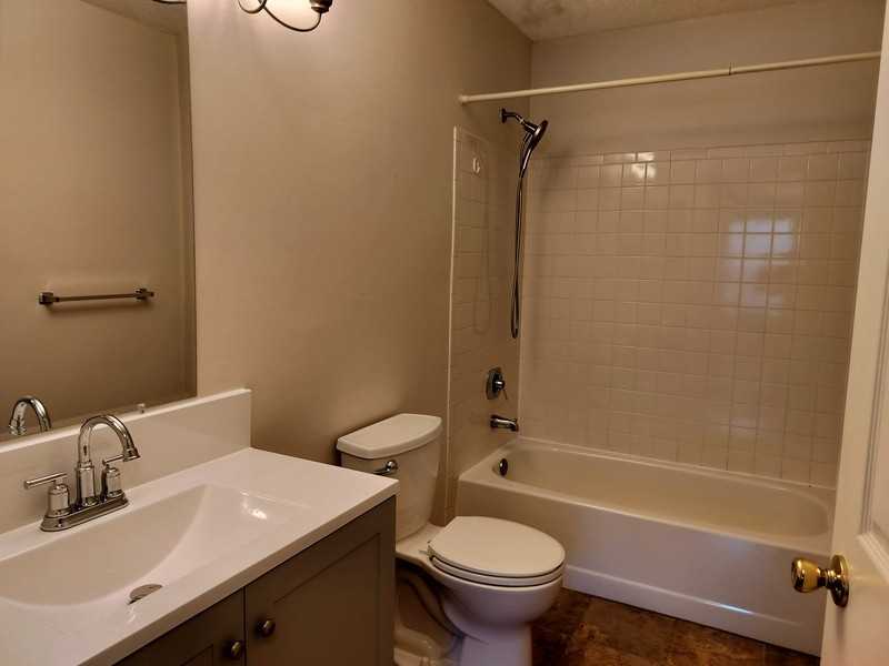 19 Mendrey Ct - Photo 6 of 16