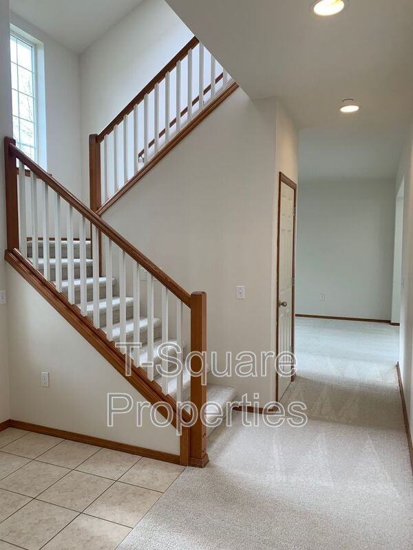 1929 144th Pl Sw - Photo 3 of 38