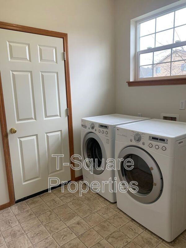 1929 144th Pl Sw - Photo 6 of 38