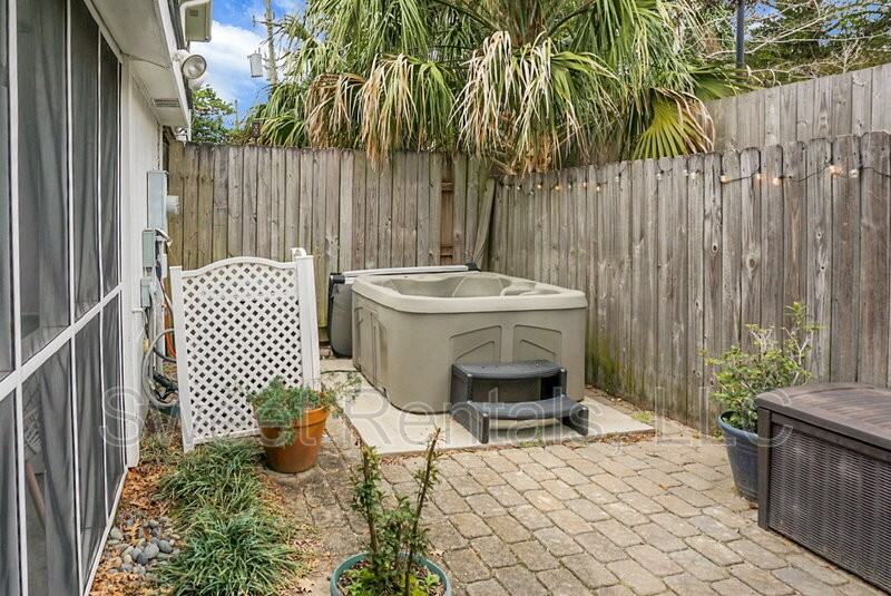 733 Ralston Ct - Photo 5 of 50