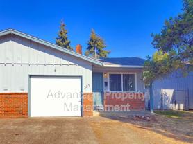 585 Nw Walnut Blvd - Photo 1 of 1