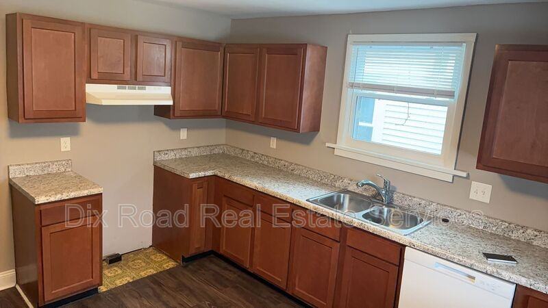 234 Fillmore St - Photo 6 of 20