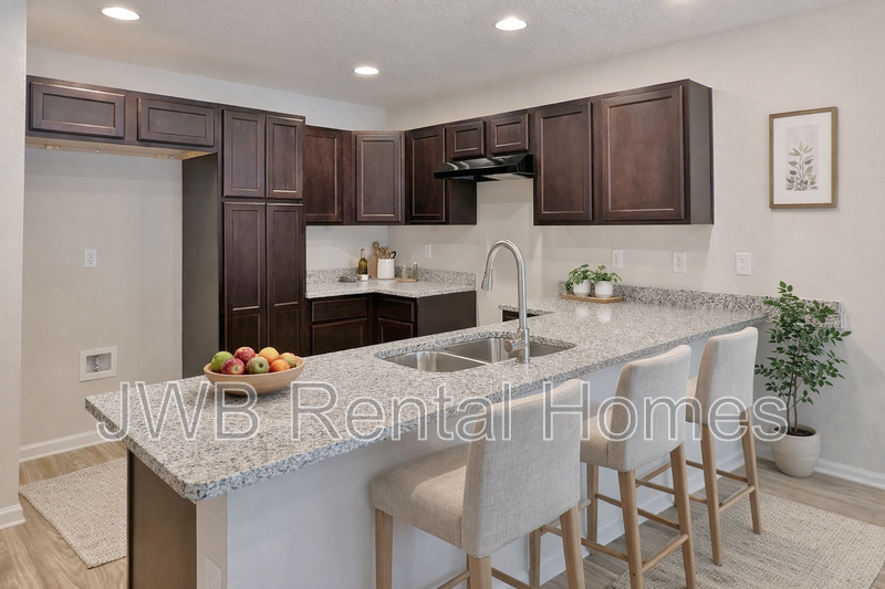 3349 Duane Ave - Photo 4 of 13