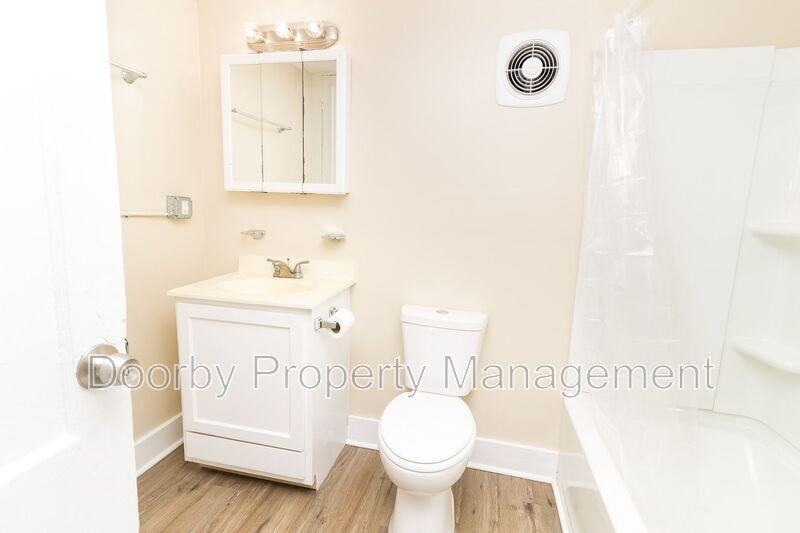 1422 Wilson Rd - Photo 7 of 11