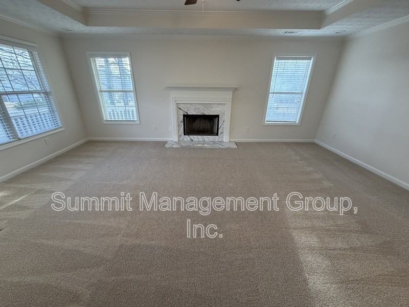 155 Shadowbrook Trce - Photo 3 of 36