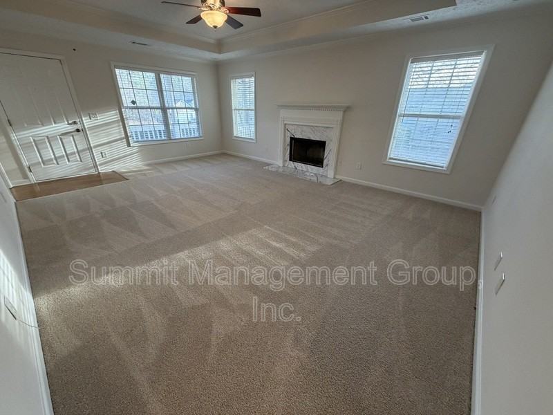 155 Shadowbrook Trce - Photo 4 of 36
