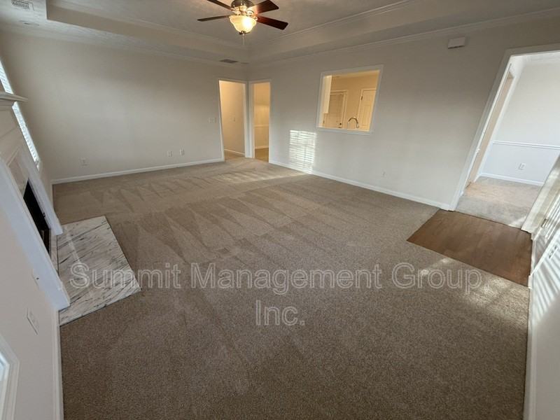 155 Shadowbrook Trce - Photo 6 of 36