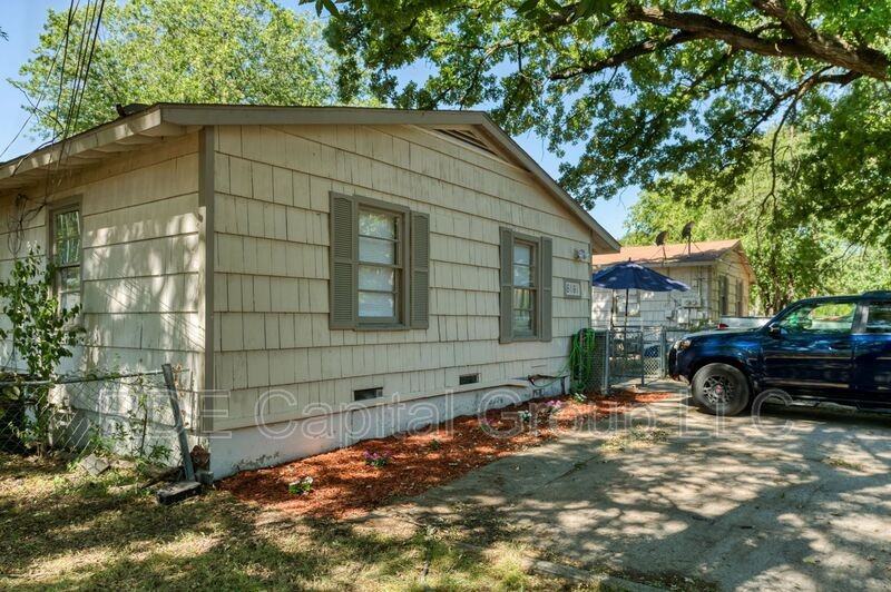 6163 Brocks Ln #B - Photo 3 of 18