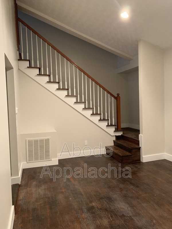 41 Mullins Hl #A - Photo 5 of 17