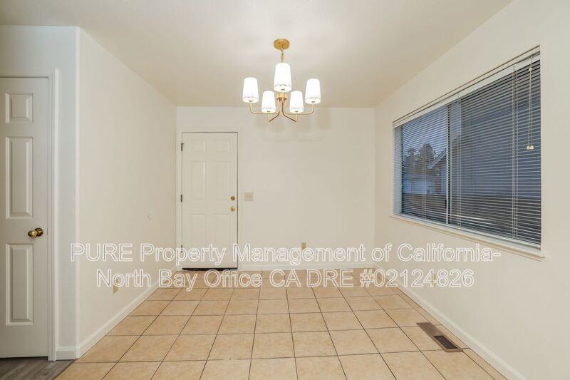 1190 Exeter Dr - Photo 6 of 17