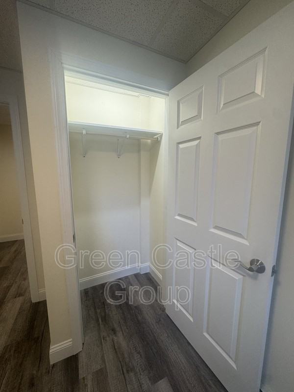 260 College St - Photo 6 of 17