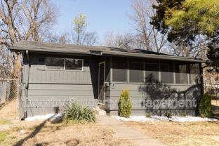 1609 Oak St - Photo 1 of 1