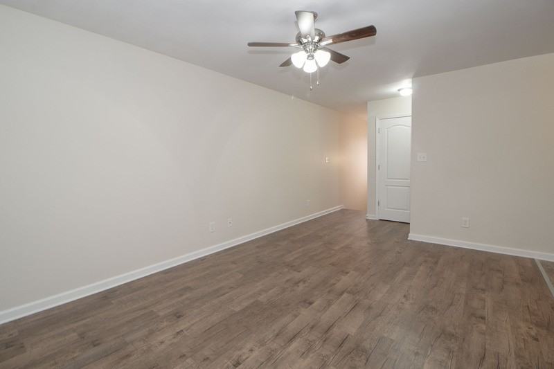 505 505 #E - Photo 4 of 28