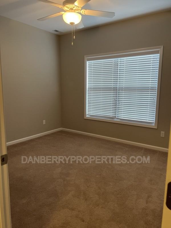 1437 River Park Ln - Photo 7 of 9