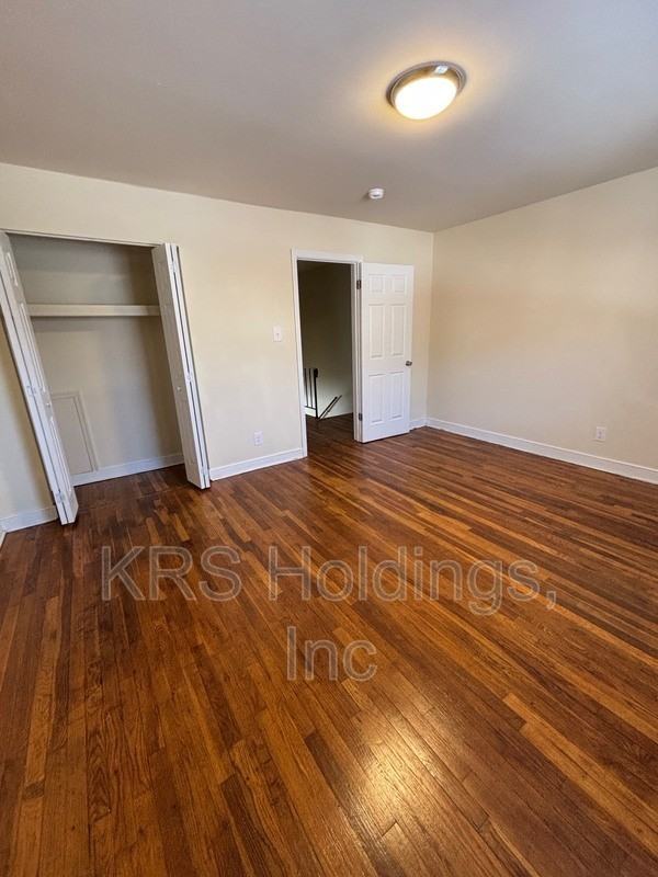 5238 Goolsby Ct - Photo 5 of 9