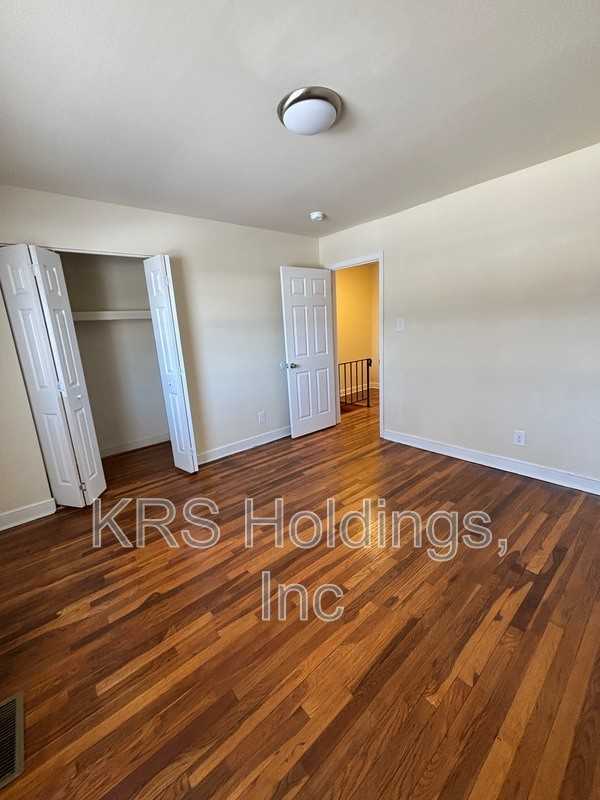 5238 Goolsby Ct - Photo 7 of 9