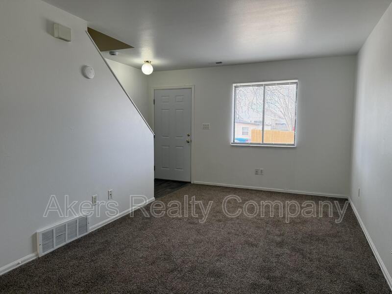 1401 E 19th St #19th1401C - Photo 5 of 14