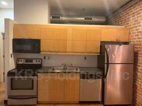 1318 W Broad St #204 - Photo 1 of 1