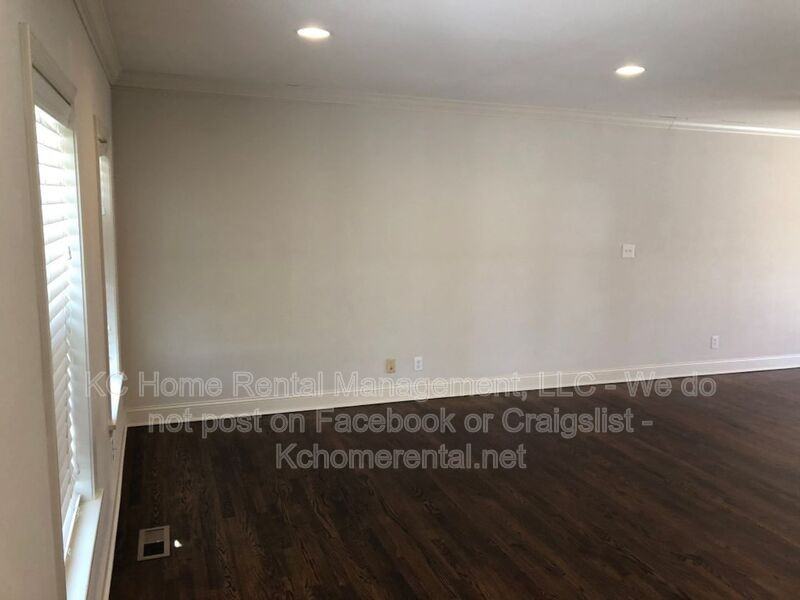 8234 Main St - Photo 3 of 38