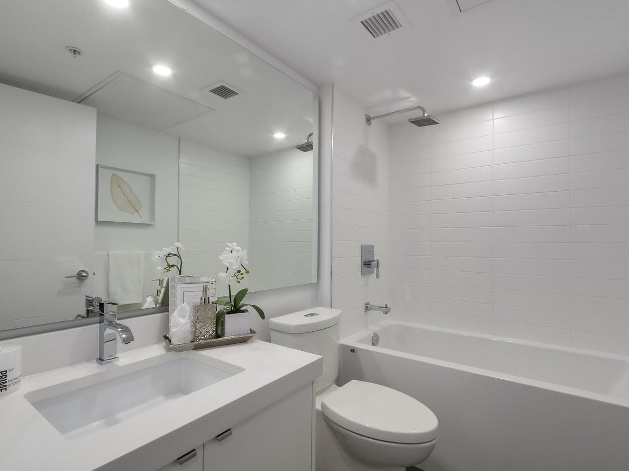 311 16th Ave E - Photo 7 of 11