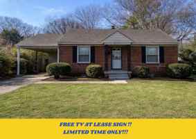 featured image of 1111 Robin Hood Ln