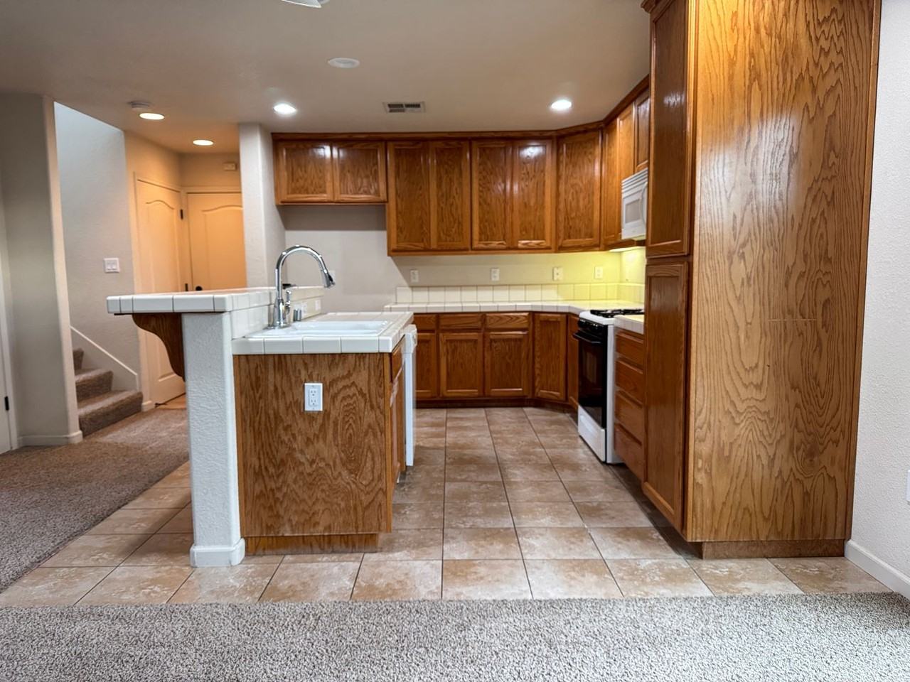 750 Odilia Ct - Photo 6 of 14