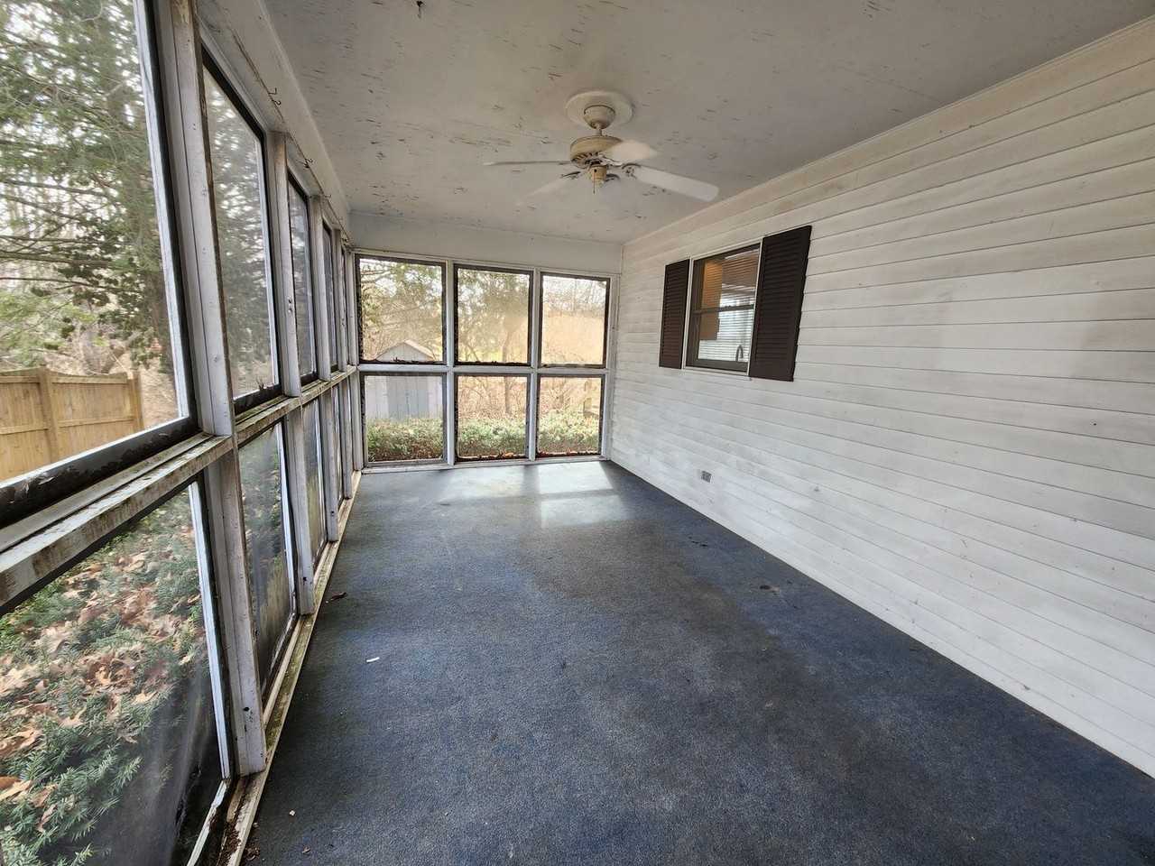 119 E Southglen Dr - Photo 5 of 31