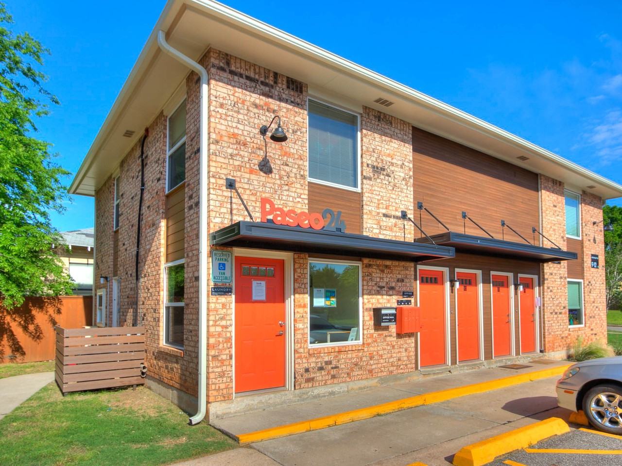 Paseo24 - Photo 2 of 10