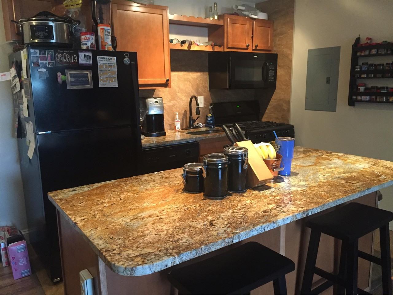 Highview 827 - Photo 6 of 45