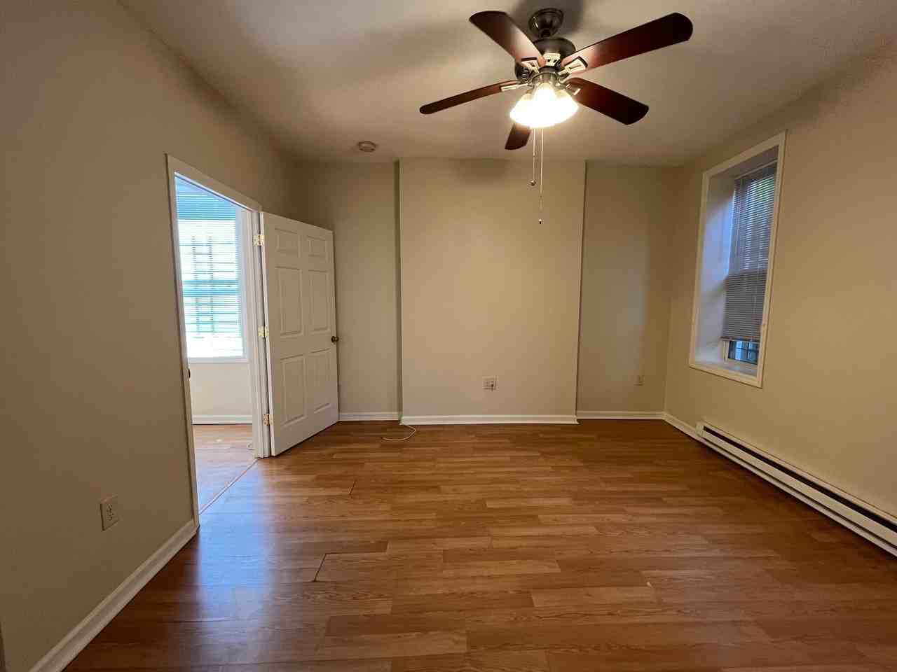 Walnut 1002 - Photo 4 of 15