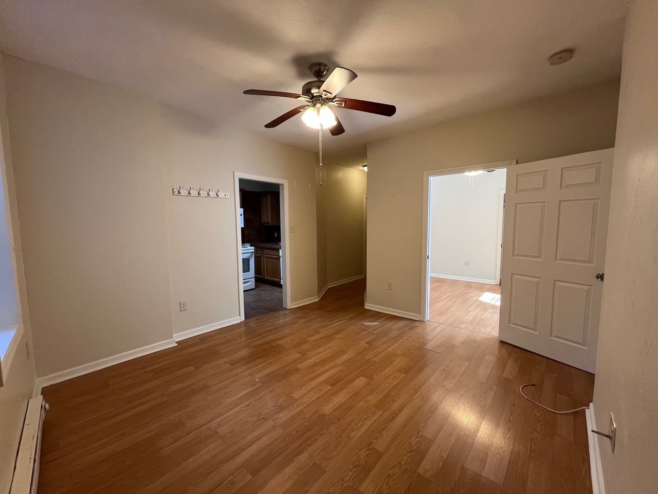 Walnut 1002 - Photo 6 of 15