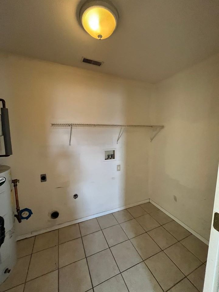 829 Condit St - Photo 5 of 6