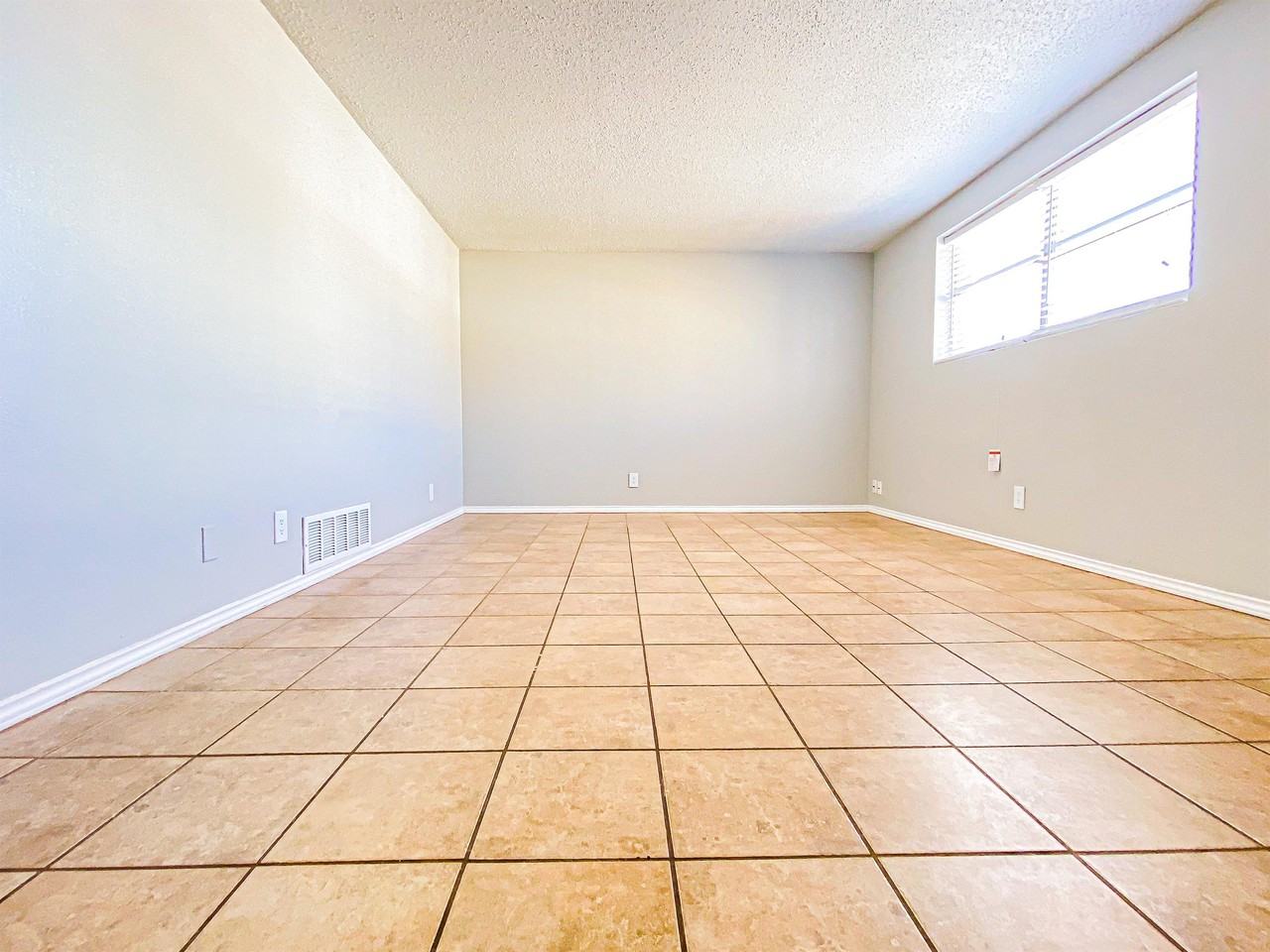 Domain Apartments - Photo 7 of 16