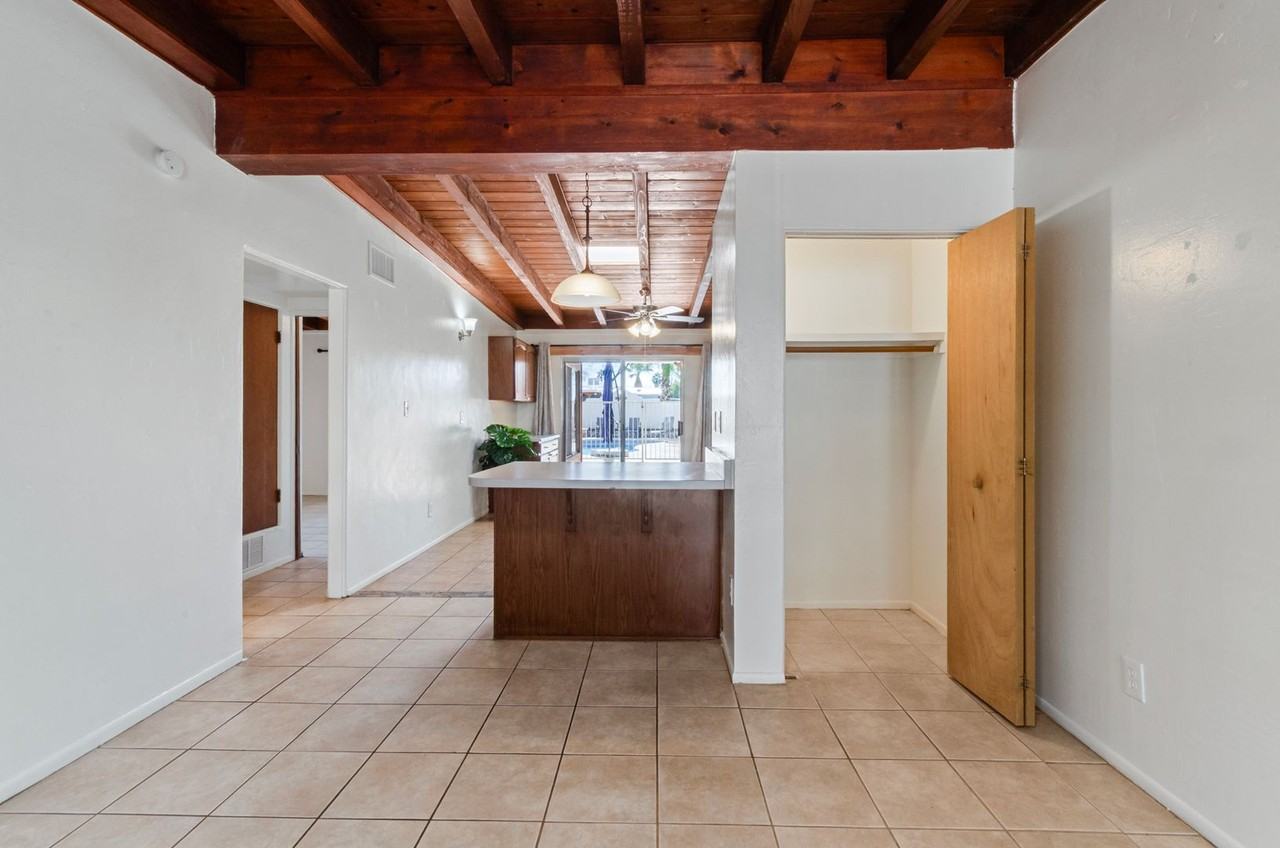 1038 E Easy St - Photo 5 of 32