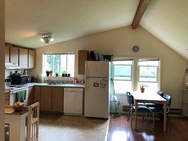 MBH Apartments LLC - Greenlake - Photo 2 of 16