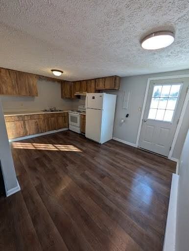 Patricia Dr Apartments - Photo 5 of 8