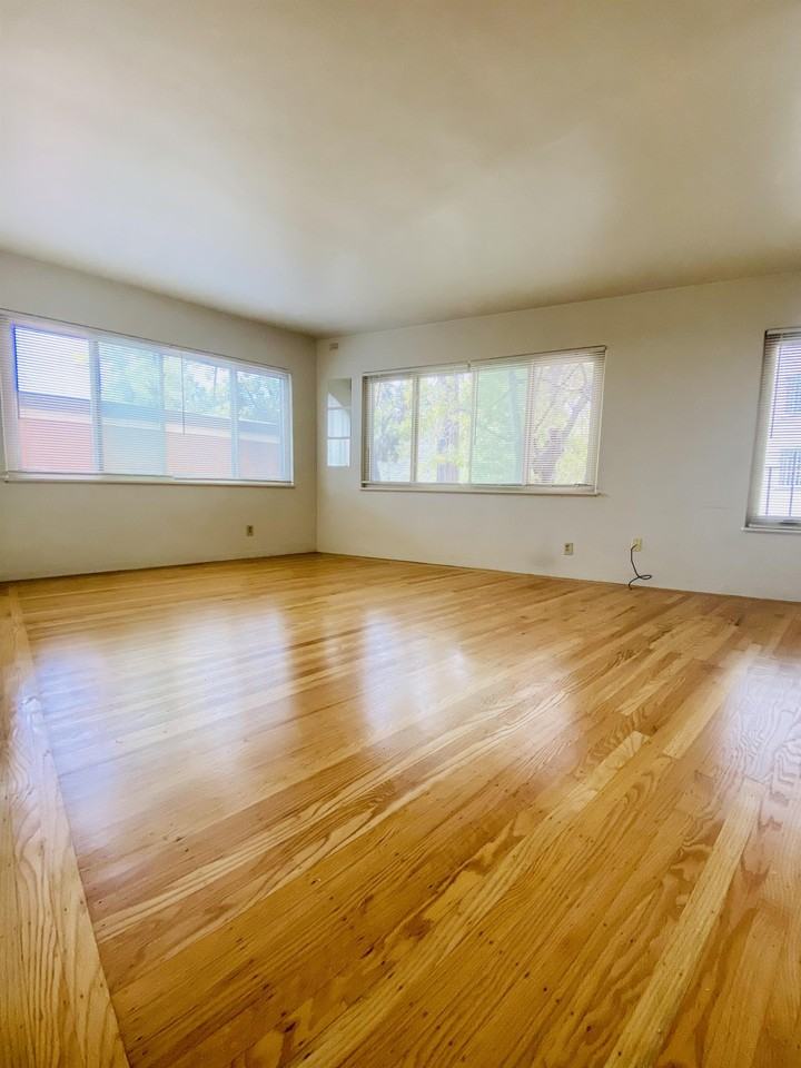 2317 Hearst Avenue - Photo 7 of 22