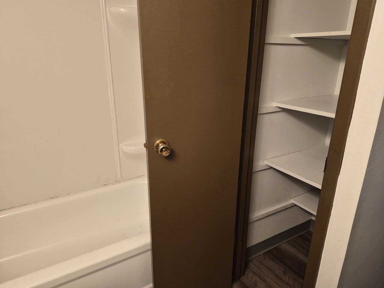 Valley High - Photo 7 of 7