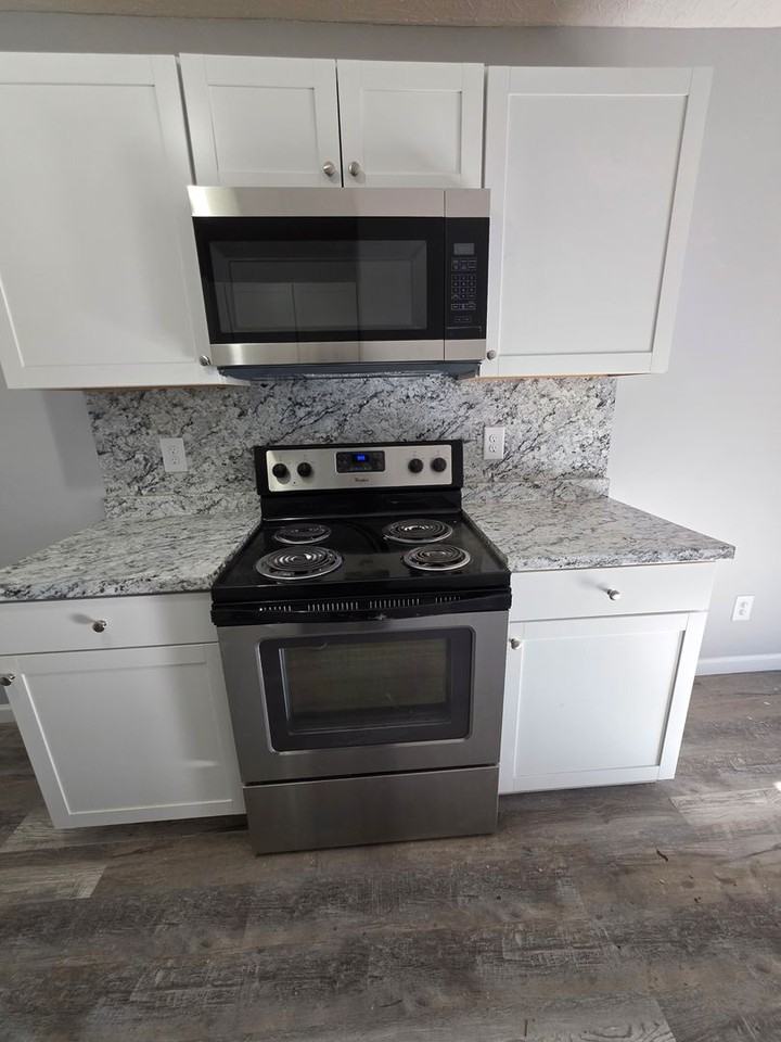 Ragland - Photo 7 of 40