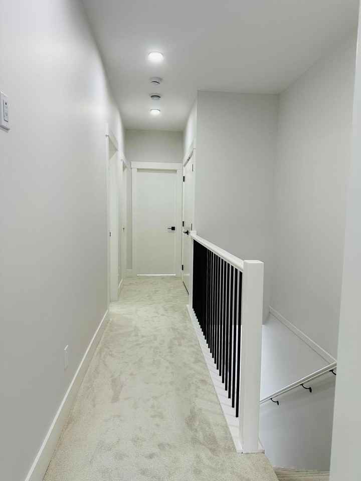 17155 79A Avenue #4 - Photo 6 of 34