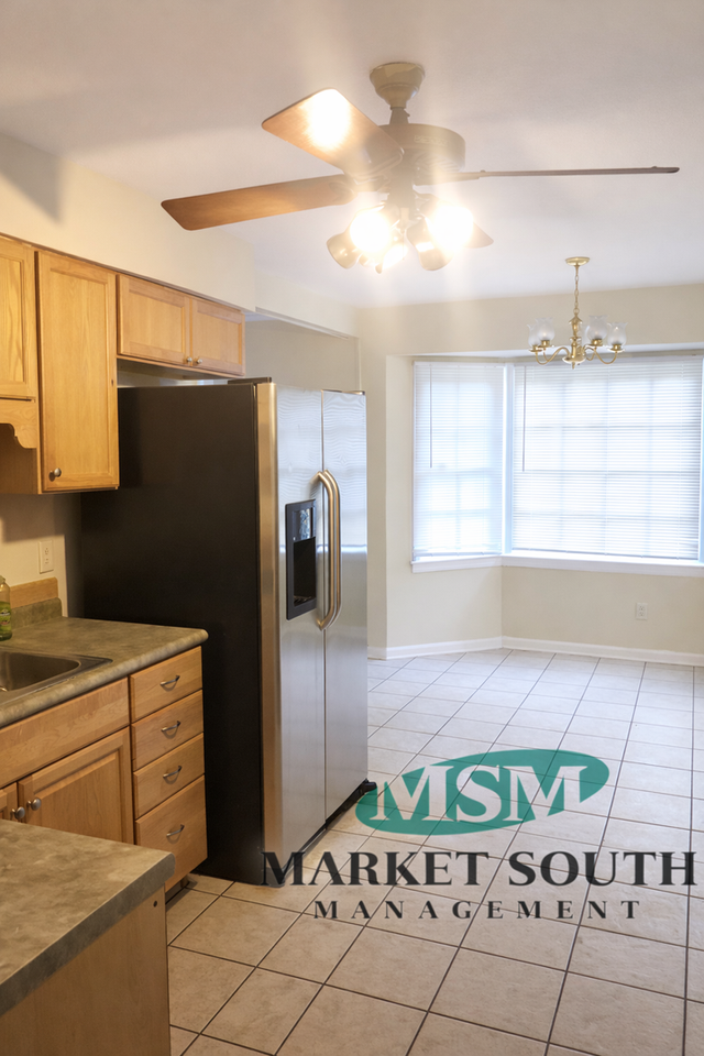 6 S Stillwood Cir - Photo 2 of 13