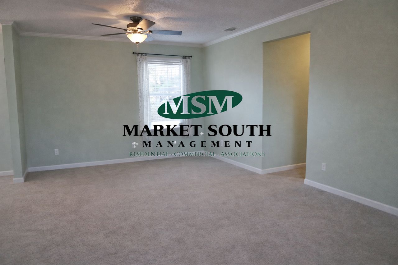 417 N Rogers St - Photo 5 of 25