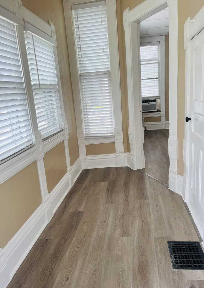 901 W. State - Photo 2 of 9