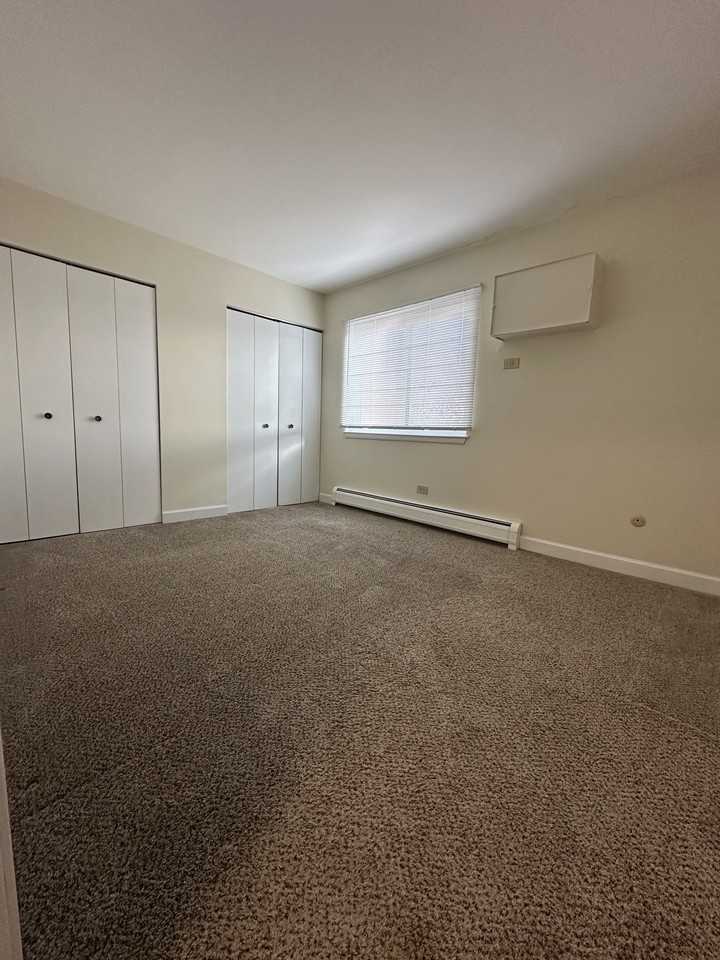 785 Court of Spruce - Photo 2 of 9